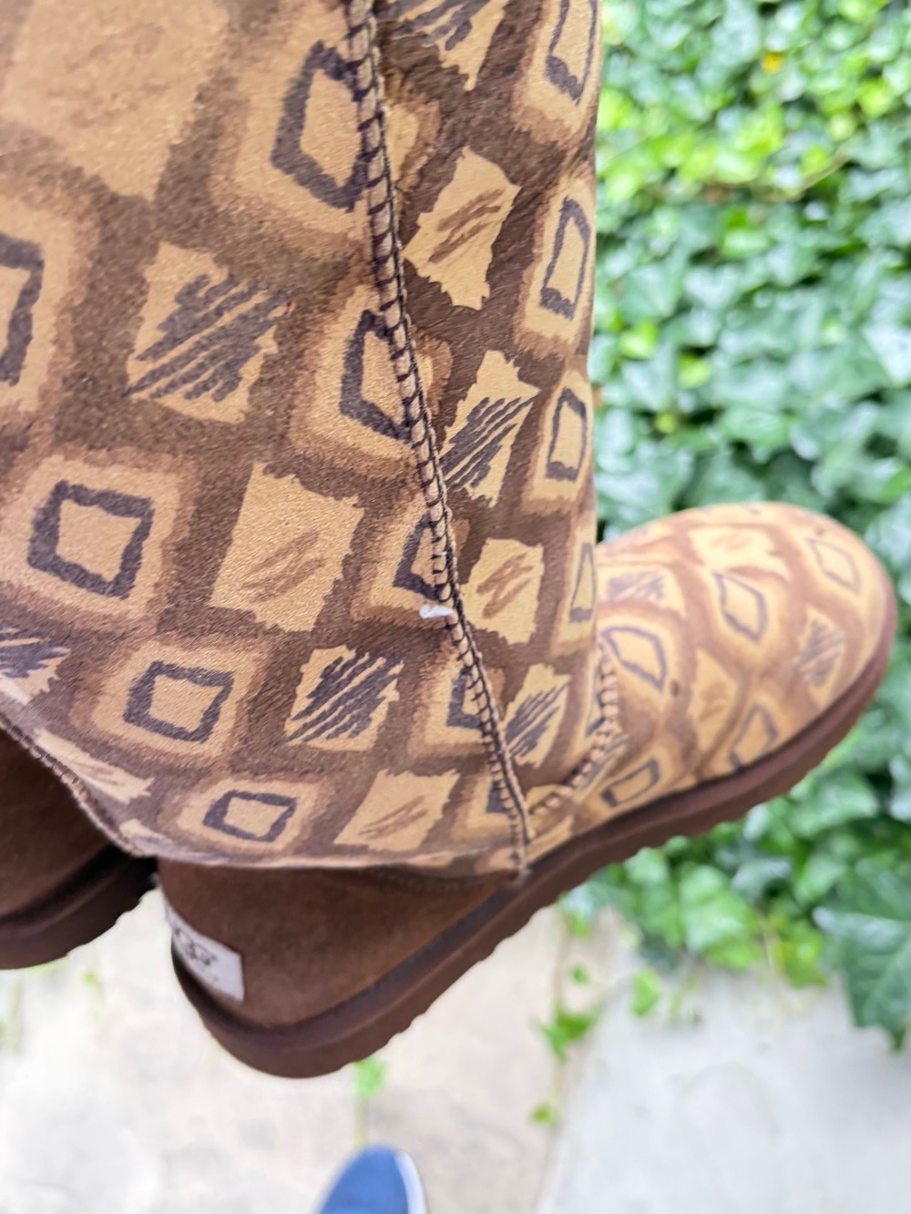 UGG Vintage Aztec Print Tall Boots Rare - Picture 2 of 6